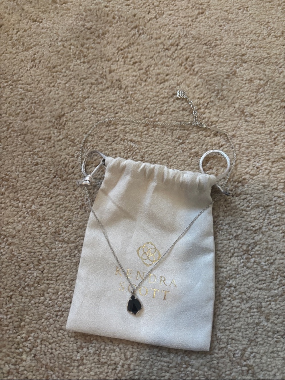 Kendra Scott Silver Necklace with Black Teardrop Pendant new